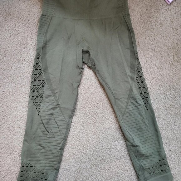 Gymshark Energy Seamless Cropped Leggings XS - Picture 2 of 6